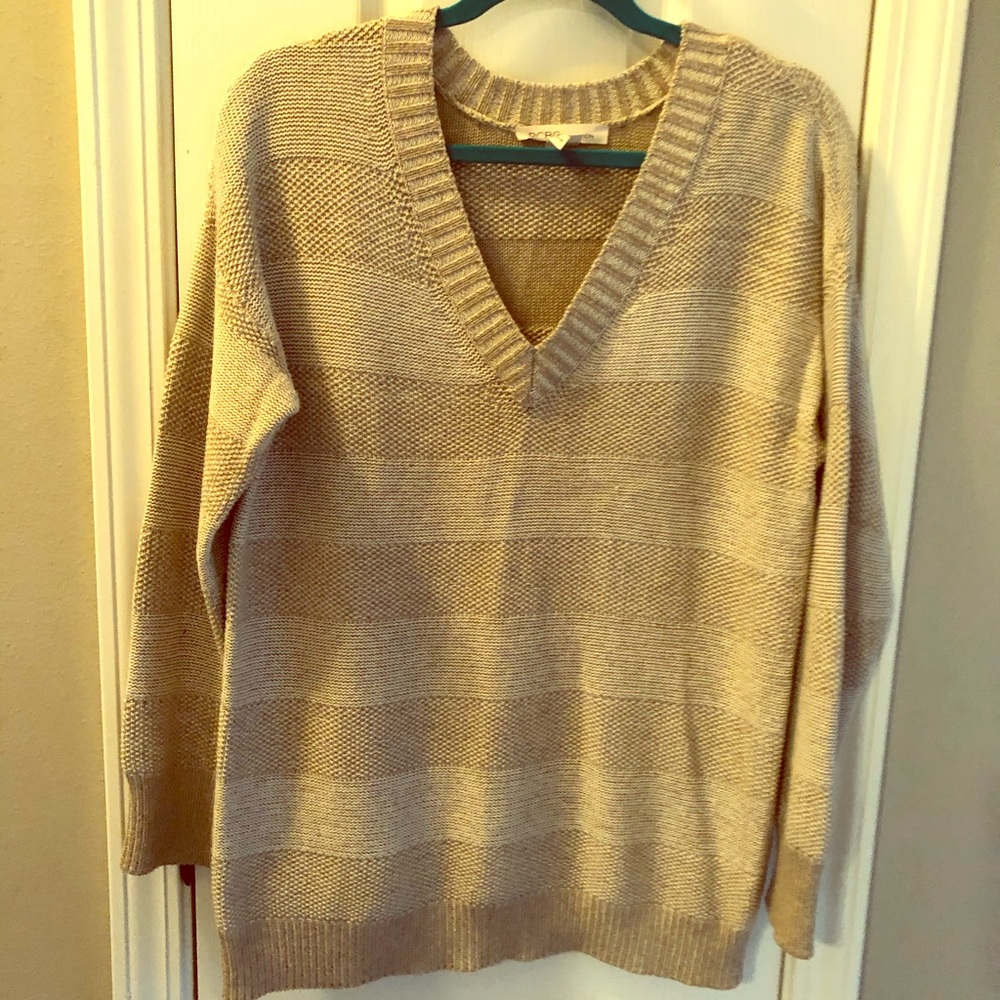 BCBG sweater